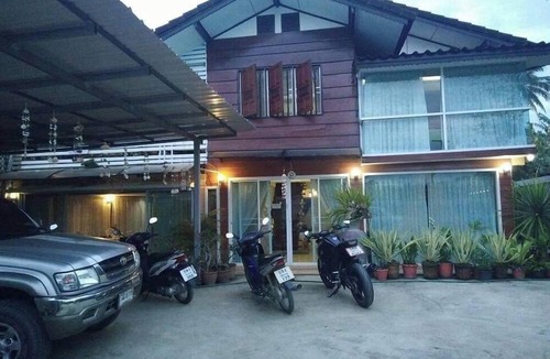 Mae Rai Hostel | Napakarn