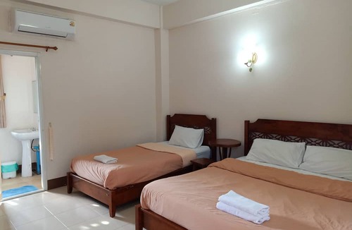 Ban Tom Hotel | Phumchan Place Hotel