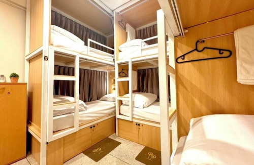 Sukhumvit Hostel | Charming Hostel