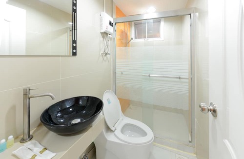 Thon Buri Hotel | Int Place