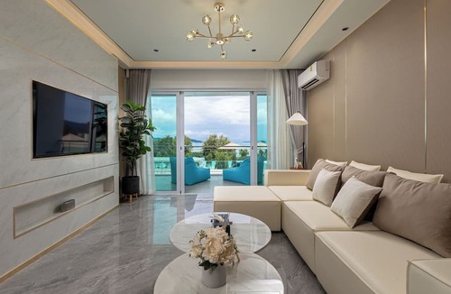 Rawai Hotel | Chalong Marina Bay View Phuket