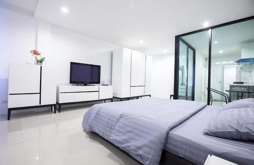 Nai Harn Hotel | Number 4 Phuket