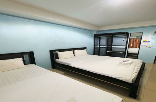Suphan Buri Hotel | OYO 75506 Ratchapruek Apartment Suphanburi