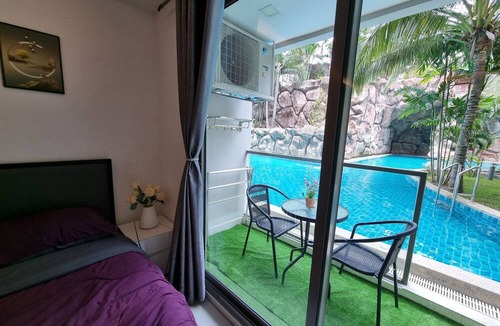 South Pattaya Resort | Pool Access View Laguna Beach Resort 3 Condo