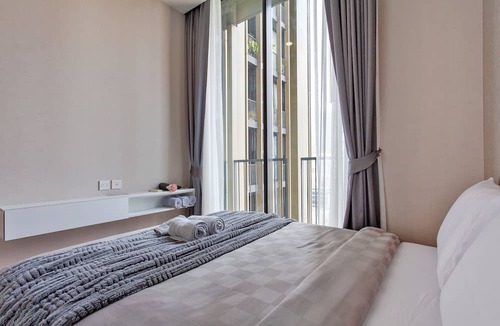 Nana Condo | Modern 2 bedroom apartment in luxury condo in Asok neighbourhood