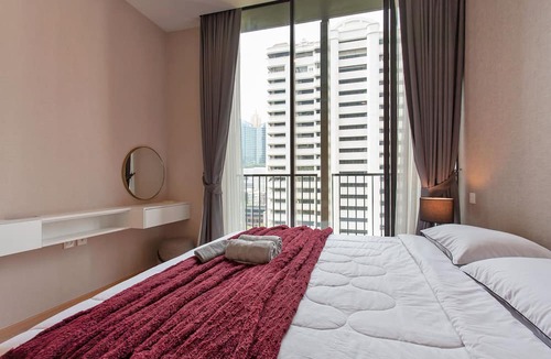 Nana Condo | Modern 2 bedroom apartment in luxury condo in Asok neighbourhood