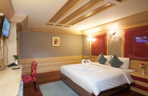 Ban Mai Hotel | Pearl resort and hotel