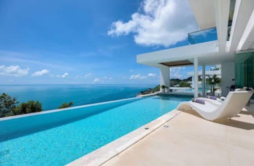 Talat Yai Villa | Luxurious 2-Bedroom Villa with Private Pool and Lush Garden in Karon, Phuket