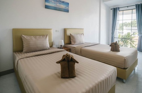 Bang Phra Hotel | Chor Grandé Resort