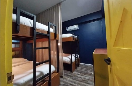 Talat Yai Hostel | W168 Hostel