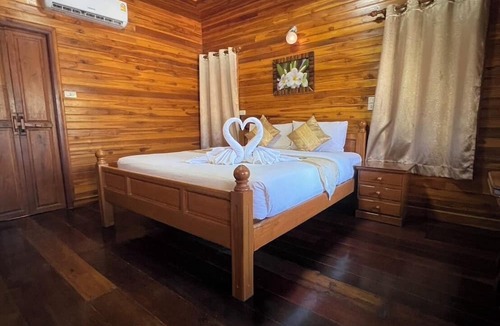 Cha-am Hotel | Srisawat Resort