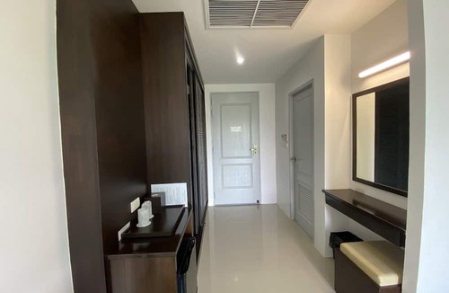 Nakhon Si Thammarat Hotel | Chawlada Hotel