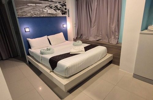 Patong Hotel | Hotel The Journey Patong New