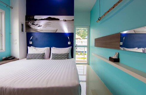 Patong Hotel | Hotel The Journey Patong New
