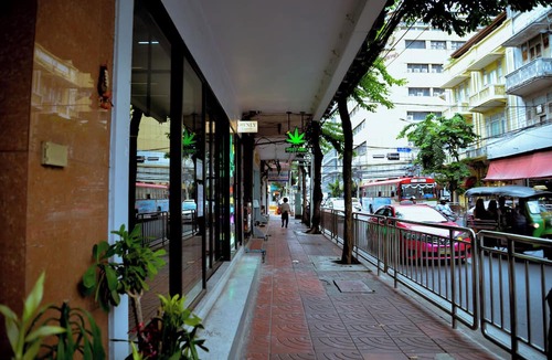 Samphanthawong Hostel | OWNLY CAPSULE HOTEL