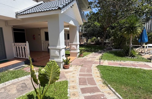 North Pattaya Hotel | Amaya Bloom Resort & Spa