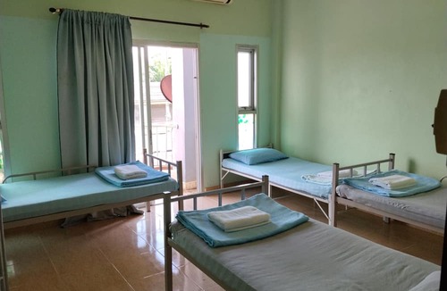Tha Phae Hostel | Mangkonlay Hostel