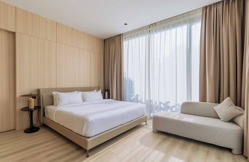 Si Sunthon Villa | 3BR Retreat in Quiet Luxury Area V307