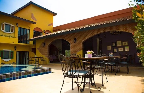 Bang Phra Hotel | Hotel Toscana Trad
