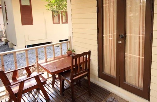Lumphli Hotel | The Old Palace Resort