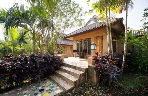 Ban Du Hotel | Mohnfahsai Home Resort