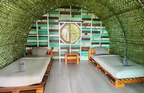 Bang Bao Bay Hotel | Cliff Cottage Resort