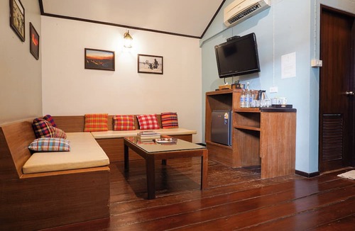 Amphawa Hotel | Thanicha Resort Amphawa