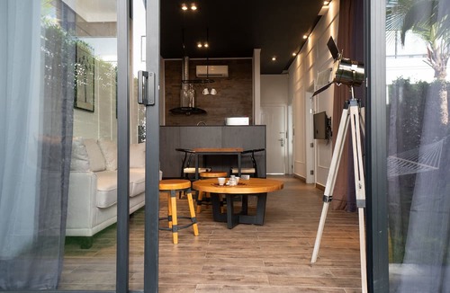 Mittakpheap Hotel | White Boutique Hotel & Residences