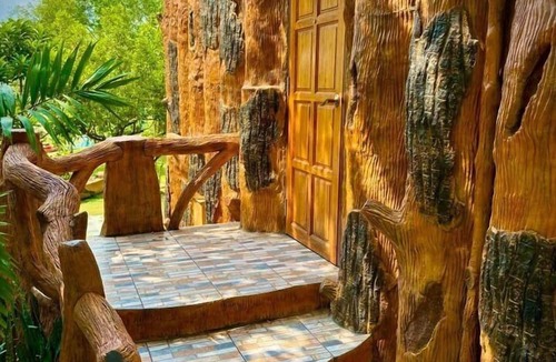 Tha Khoei Hotel | Timberland and Fruit Resort