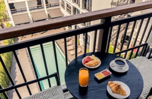 Nimman Hotel | Buri Siri Hotel