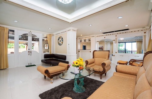 Ratsada Villa | Orchid Pool Villa Phuket