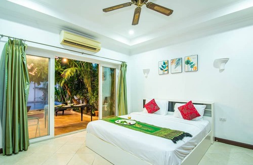 Pratumnak Hill Villa | Private pool 3BDR villa beach at 200m