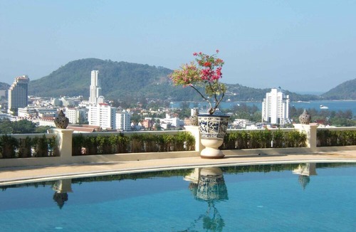 Patong Apartment | Executive Two Bedroom Apartment