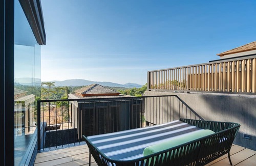 Choeng Thale Villa | Akra Collection Layan Hideaway Villas
