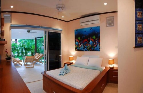 Bang Po Villa | Coconut Laguna Villas
