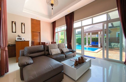Rawai Villa | Rawai Private Villas - Pool and Garden