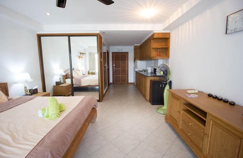 Jomtien Apartment | View Talay 5C studio condo 115