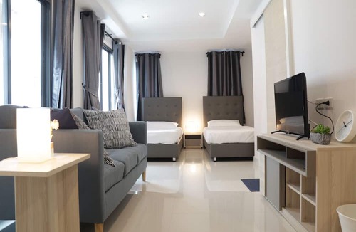 Ratchathewi Apartment | College Haus