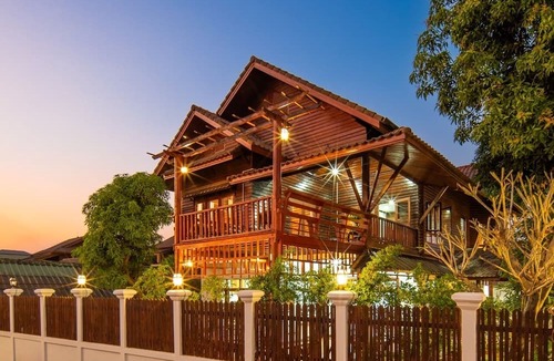 Ban Sikhai Villa | Mekong Riverside Villa