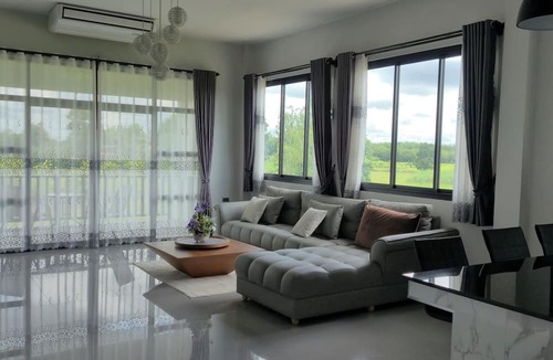 Sawang Daen Din Apartment | Harary Family apartments