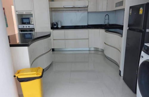 Karon Apartment | Luxurious 244 sqm Duplex Sea-View Apartment Near Karon Beach