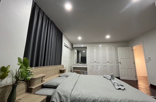 Phetchaburi Villa | Chang Phueak Chao Samran Beach