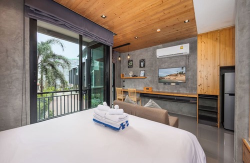 Nai Harn Apartment | Studio at Relife by TropicLook