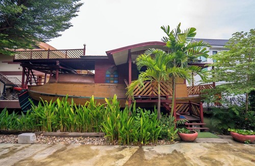 Sam Phran Villa | Ban Suan Bang Toei Homestay