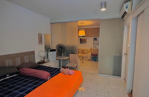 Hua Mak Condo | Modern Condo with Full Amenities Bangkok