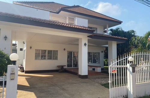 Chiang Rai House | The Garden HousenA large Family House, fully furnished and equipped.
