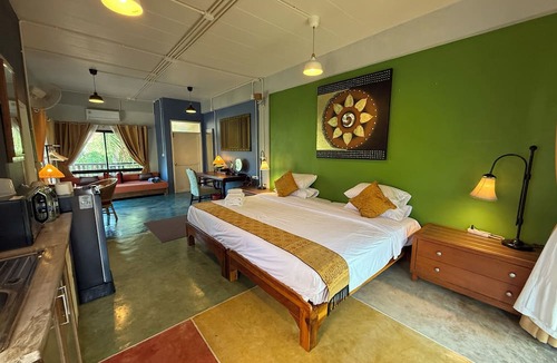 Sam Roi Yot House | Golden Mango House