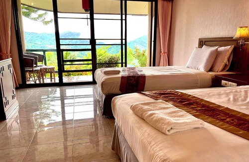 Mae Fa Luang Villa | Maesalong Villa
