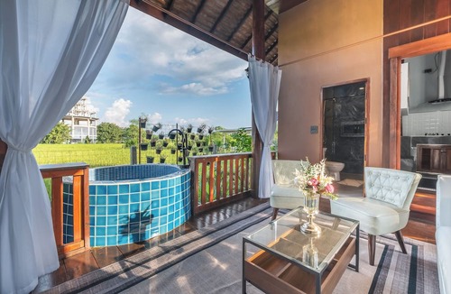 Luang Nuea Villa | The garden pool villa resort at doisaket