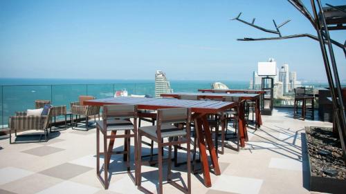 Pattaya Bay Hotel | Holiday Inn Pattaya by IHG